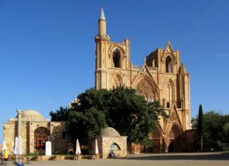 Xerxes and the Entrance into Thessaly